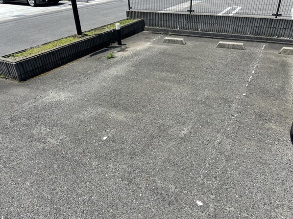 メゾンボヌールの物件外観写真